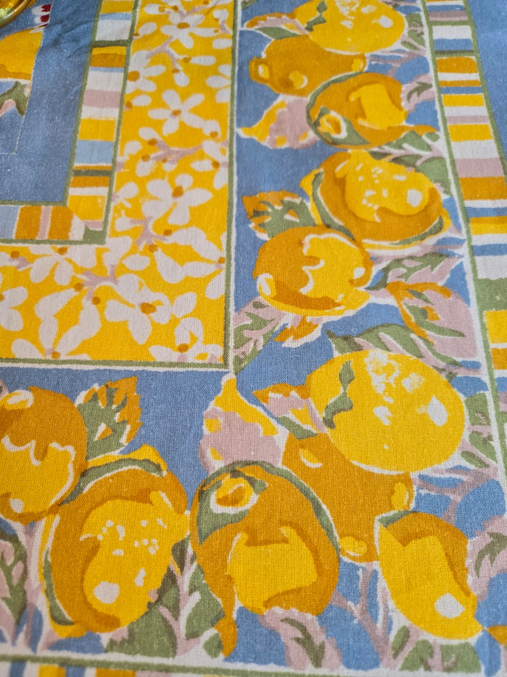 French Tablcloth Citron Bleu & Yellow