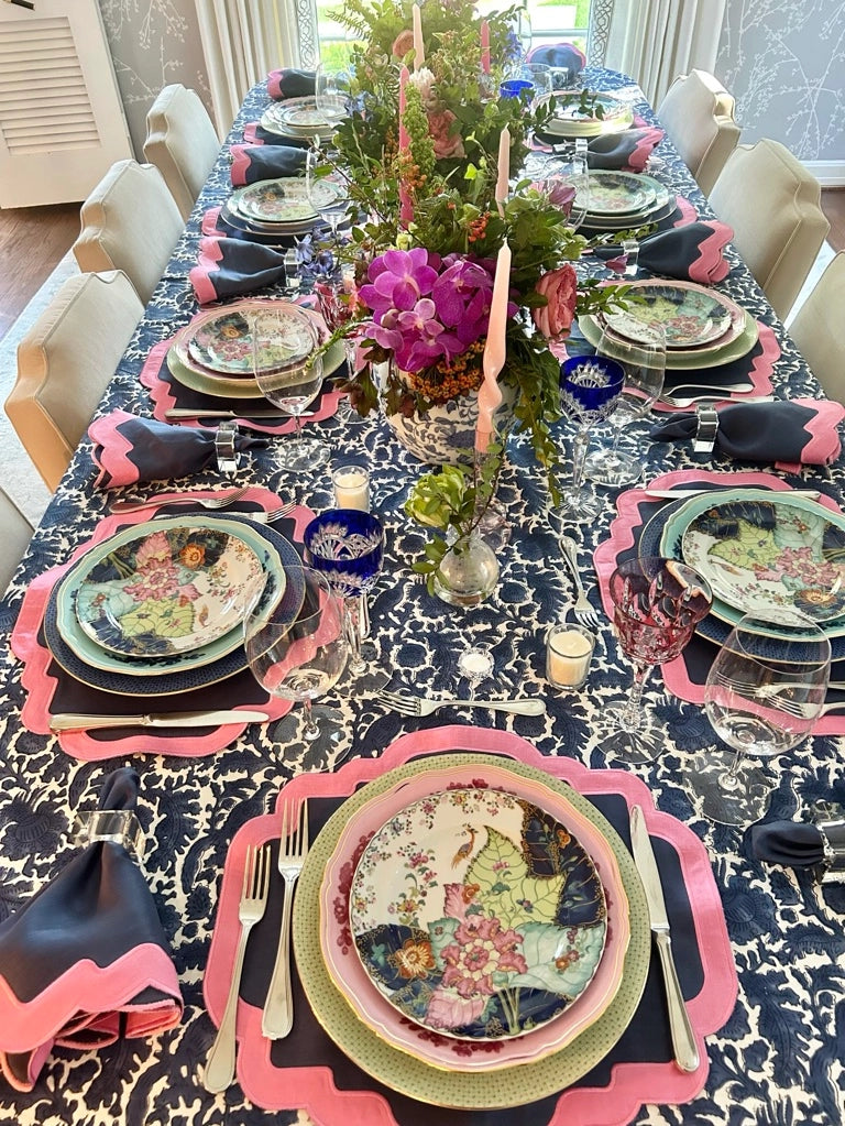 Navy with Pink Border Linen Napkin - Set of 4