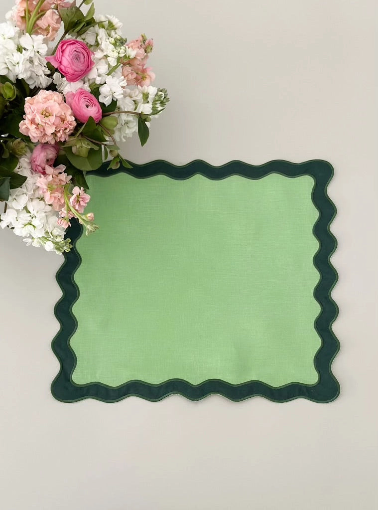 Wavy Green Linen Placemat - Set of 4